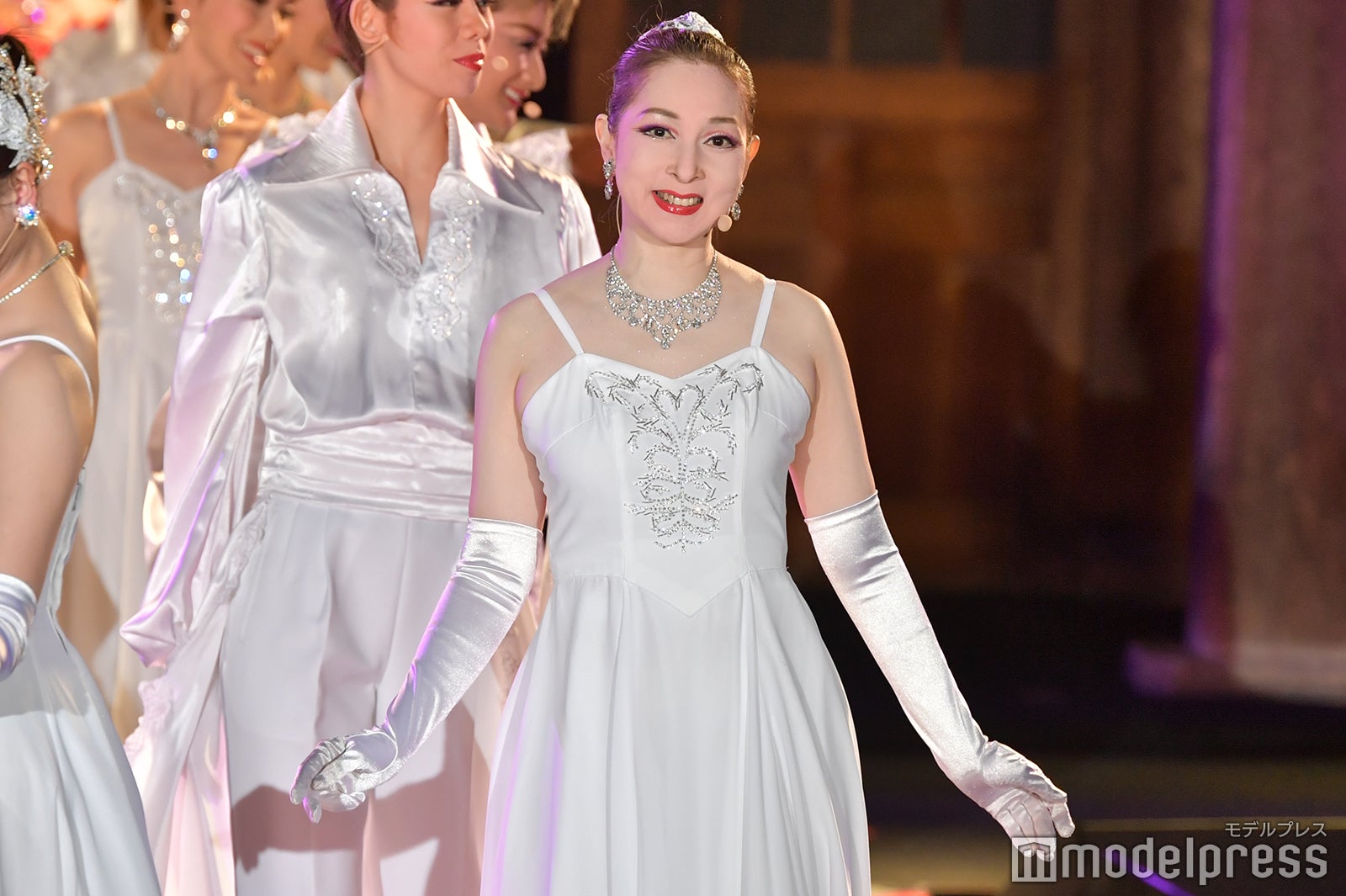 宝塚歌劇団OGメンバー／「BISHU COLLECTION produced by TGC」より（C）モデルプレス