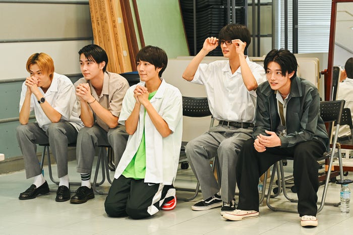 (左から)窪塚愛流、野村康太、駒木根葵汰、藤原大祐、櫻井海音(C)TBS