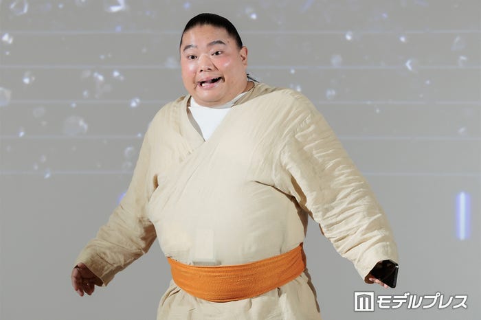 富栄ドラム(C)モデルプレス