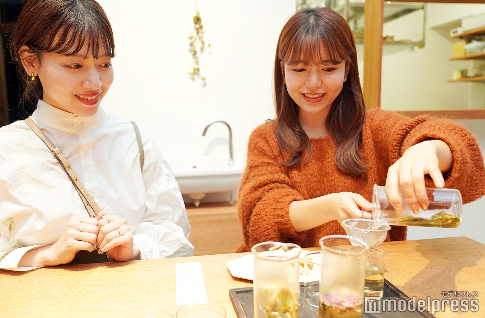 ハーブの香りに癒されます（C）モデルプレス