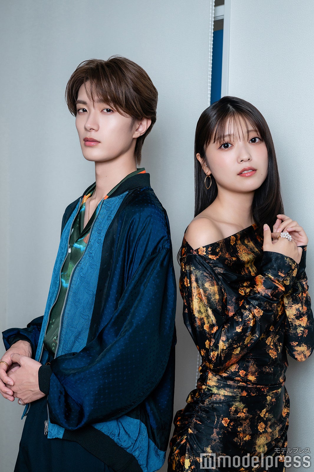 山中柔太朗、工藤美桜（C）モデルプレス