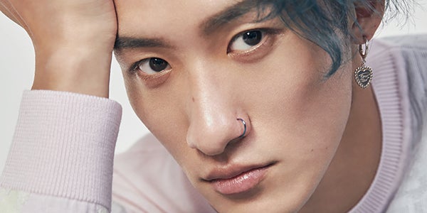 Snow Man岩本照、初の「NYLON JAPAN」ソロ表紙「年齢も住んできた環境