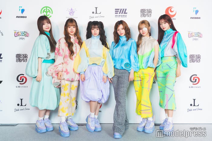 MADEIN(左から)セリナ、スへ、イェソ、マシロ、ナゴミ、ミユ(C)モデルプレス