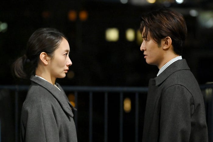 波瑠、向井康二「フェイクマミー」最終話(C)TBS