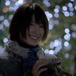 新垣結衣/新CM「まってる。モバゲーと。」篇より