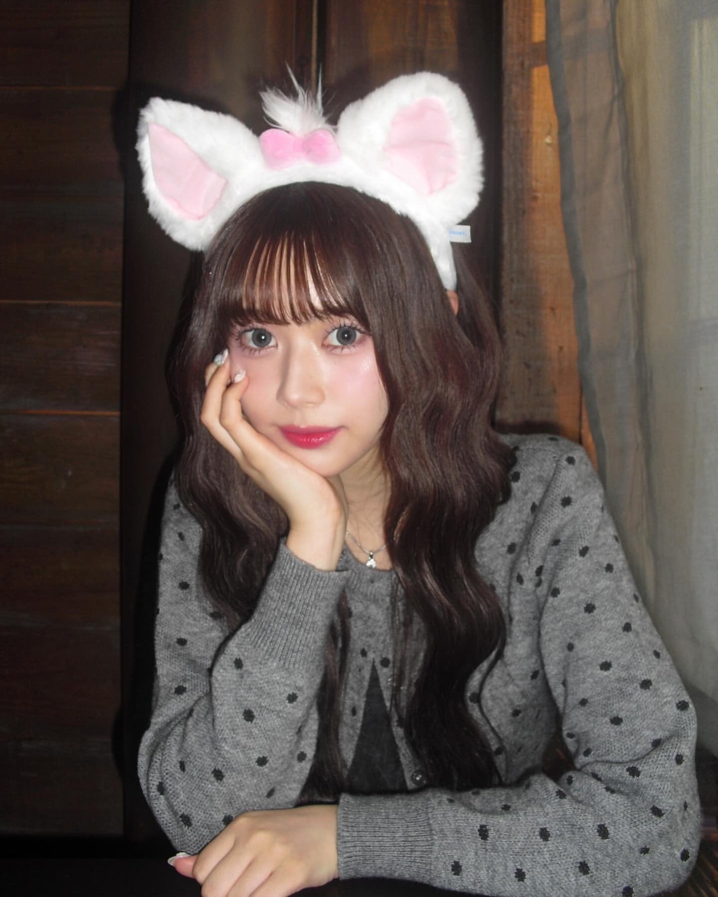 「今日好き」瀬川陽菜乃、ビッグTシャツから美脚スラリ「細くて綺麗」「スタイル抜群」の声