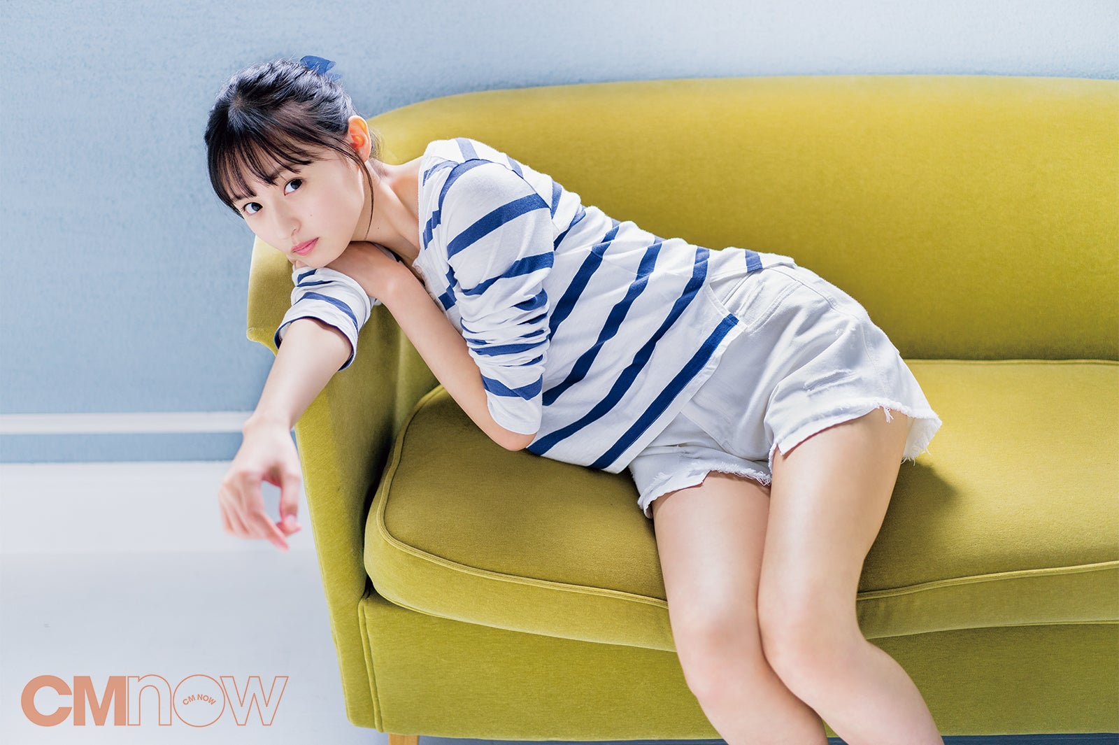 乃木坂46遠藤さくら、美脚に釘付け 爽やかなノースリ姿も