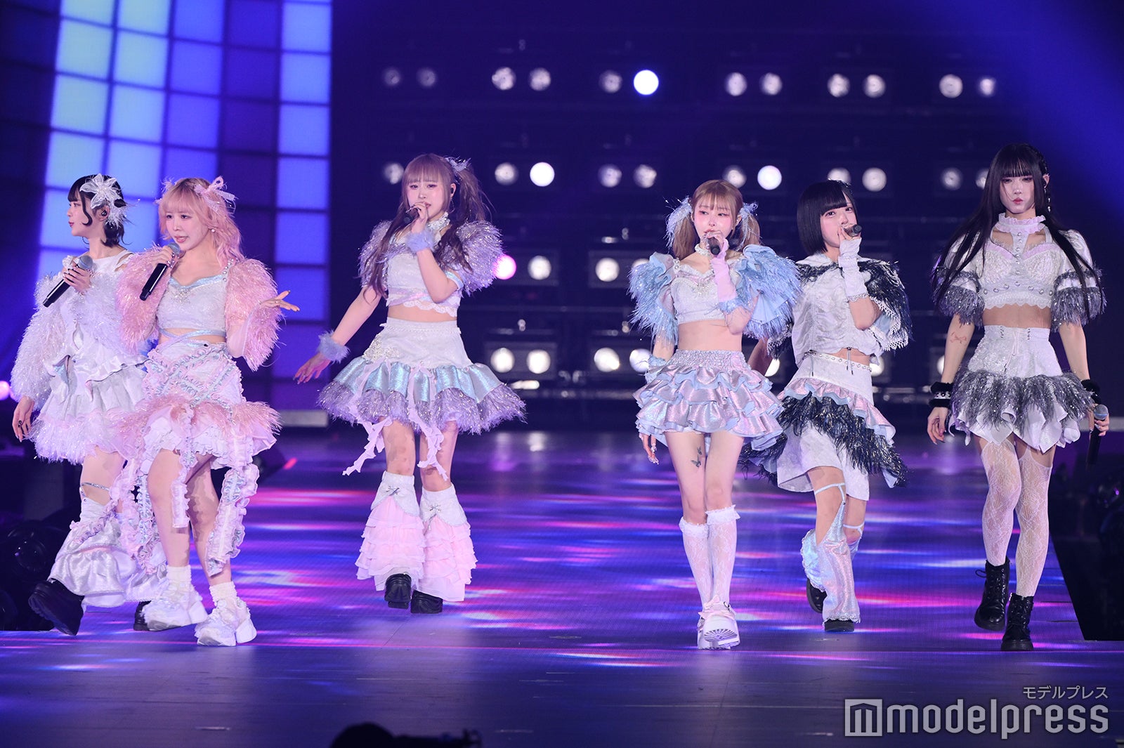 大森靖子　くじライブ　ZOCX 関コレ ZOCX大森靖子、美デコルテ＆美脚大胆披露【関コレ2025S/S