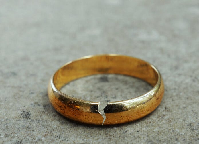 婚期が遅れることもある