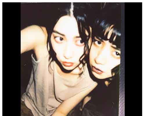 池田エライザ、三吉彩花と“お家デート” かっこよすぎる2ショット&自宅に反響