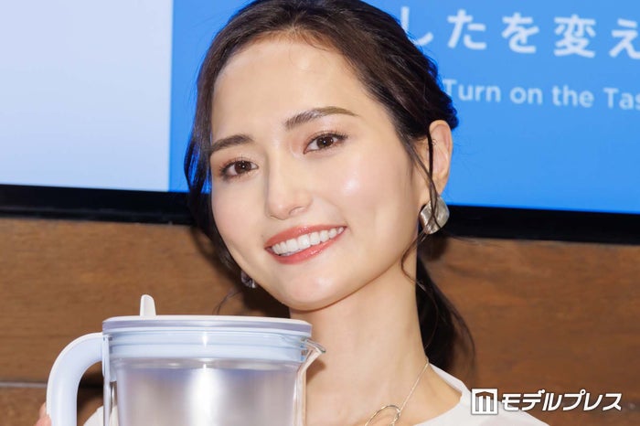 山賀琴子、タイ料理メインの手作りホームパーティー料理「豪華ですね」「自分で巻くスタイル楽しそう」