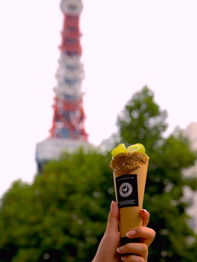 東京タワーとガレット／画像提供：：GALETTE STAND