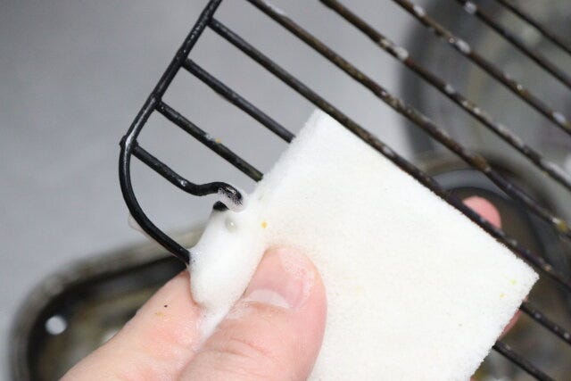 ダイソー　キッチンシートスポンジ　使用例　魚グリル