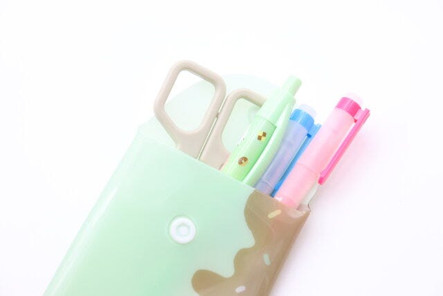 ダイソー ペンケース シャープペンシル カナヘイの小動物 ダイソーのペンケース