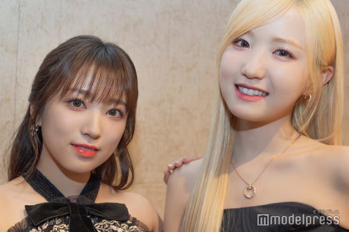 矢吹奈子、本田仁美(C)モデルプレス