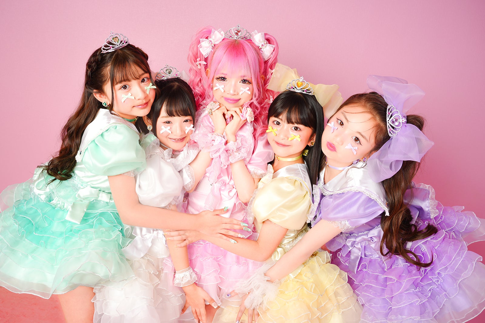 碧井絢花、椎奈茉白、りりぴ、花谷環奈、夏目ラリッサ「ひめらぶ」（提供写真）