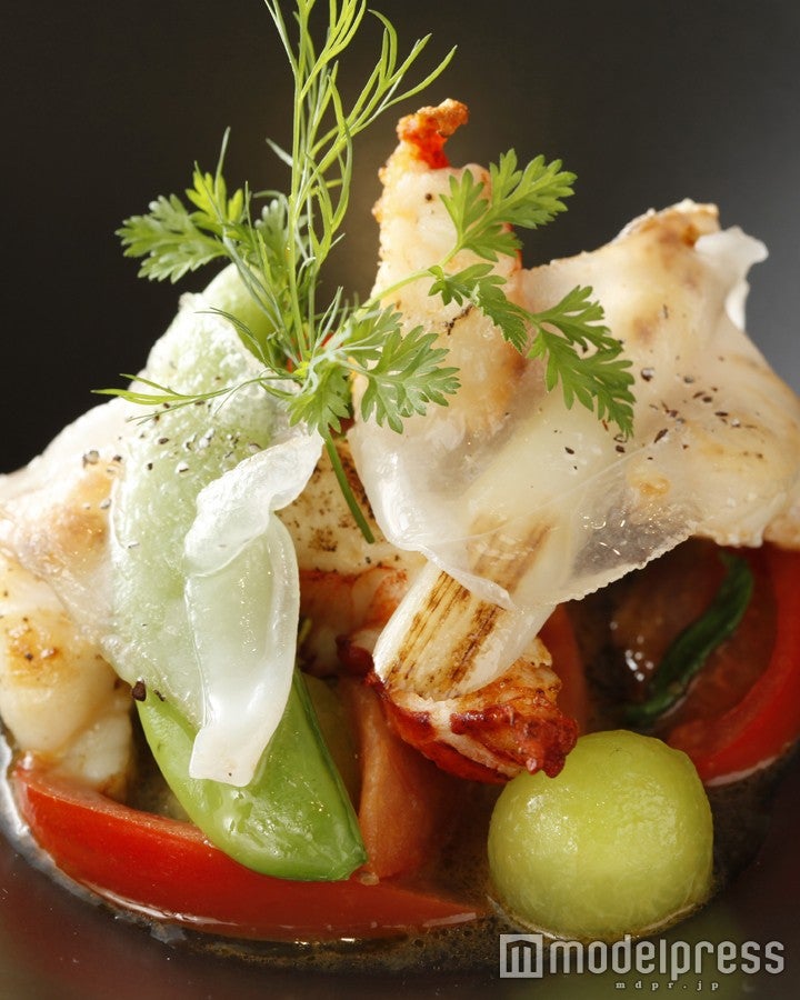 全てのお料理にフルーツを使用／画像提供：加賀屋