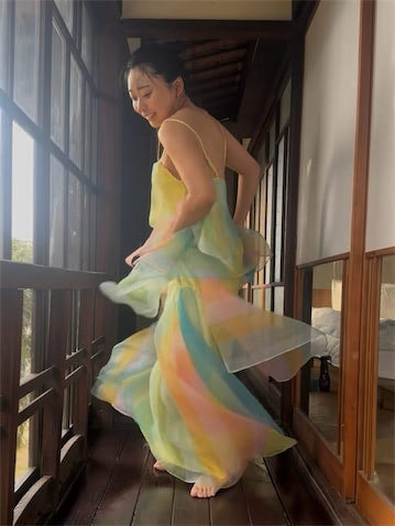 アンゴラ村長、話題の写真集より‟肌見せ”オフショットを公開「可愛い&セクシー」