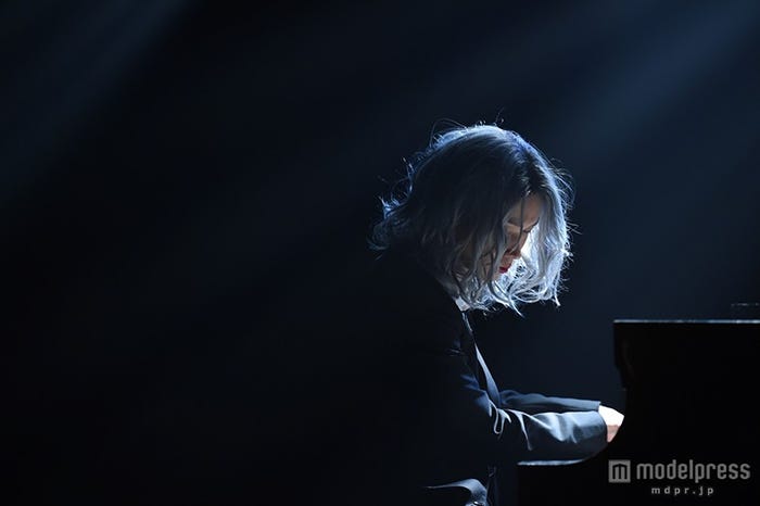 BABY(綾野剛)/(C)TBS