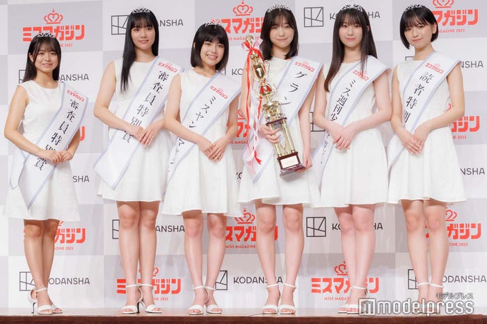 (左から)加藤綾乃、吉井しえる、松田実桜、今森茉耶、西尾希美、一ノ瀬瑠菜(C)モデルプレス