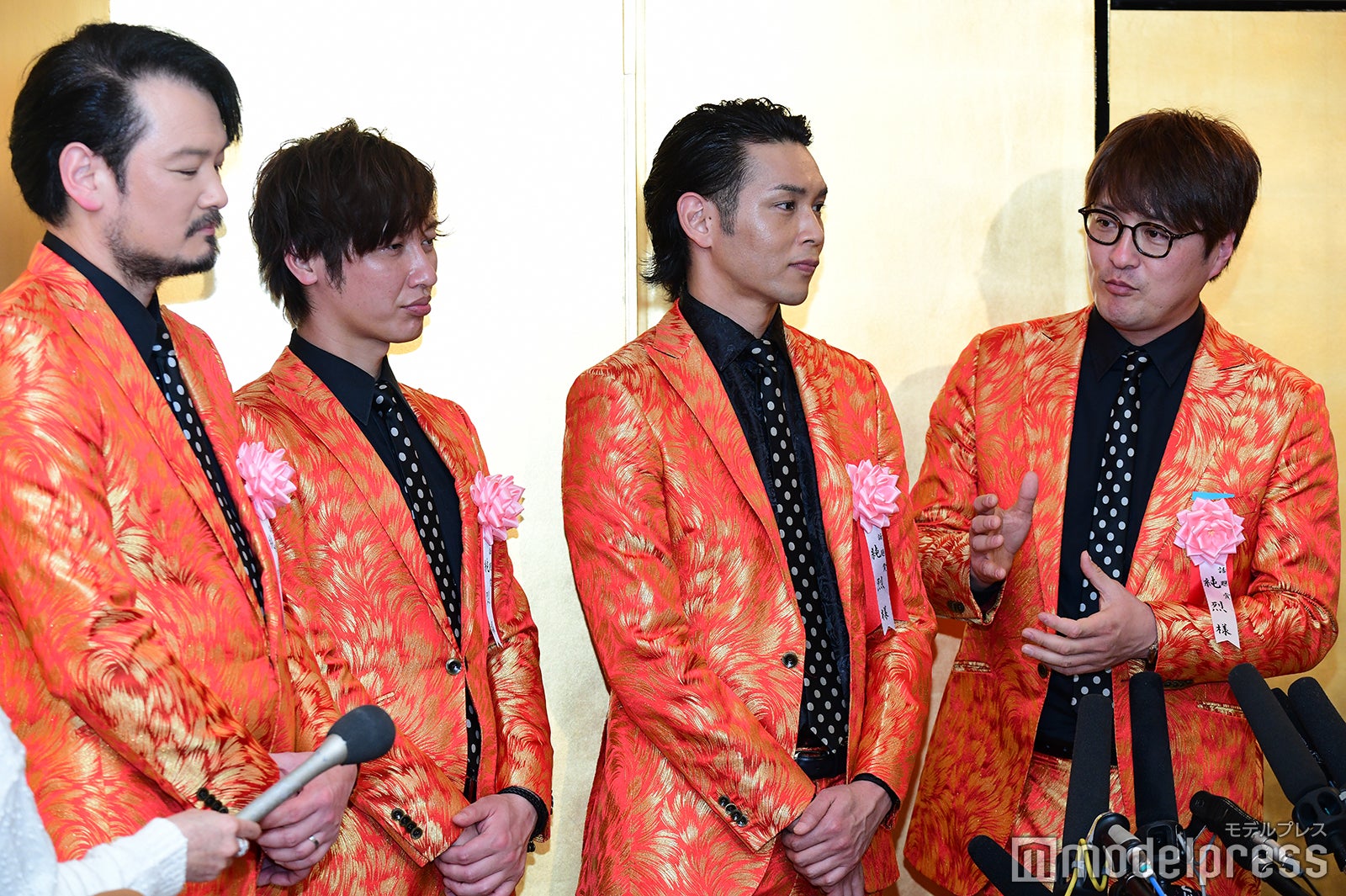 純烈、話題賞受賞は「5人で11年間やってきたことに対してだと思っている」 騒動乗り越え“紅白出場”目標に＜第28回東京スポーツ映画大賞＞