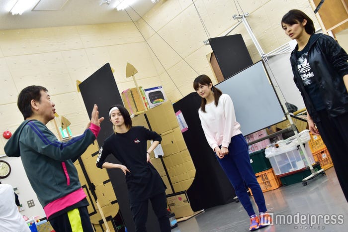 稽古の模様(C)モデルプレス