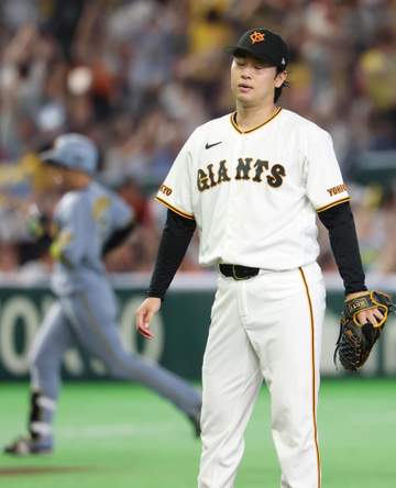 首位攻防戦の巨人先発・山崎が6失点の誤算 勝敗の分岐点となった2四球に「苦しくなった」 杉内投手コーチは「伊織に託した」と続投理由を説明