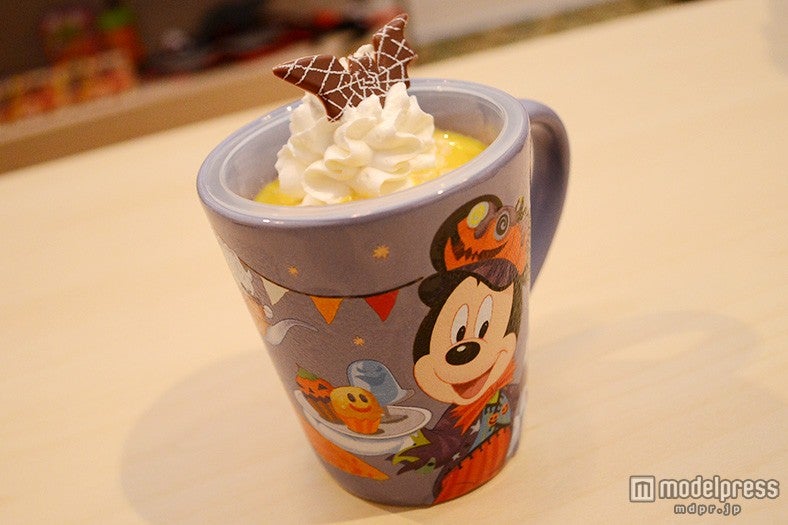 紫イモのプリン、スーベニアカップ付き￥720