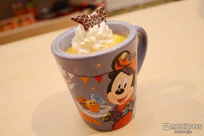 紫イモのプリン、スーベニアカップ付き¥720