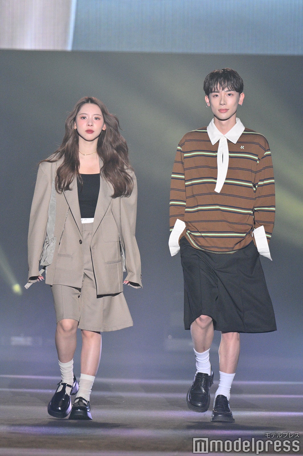 （C）モデルプレス