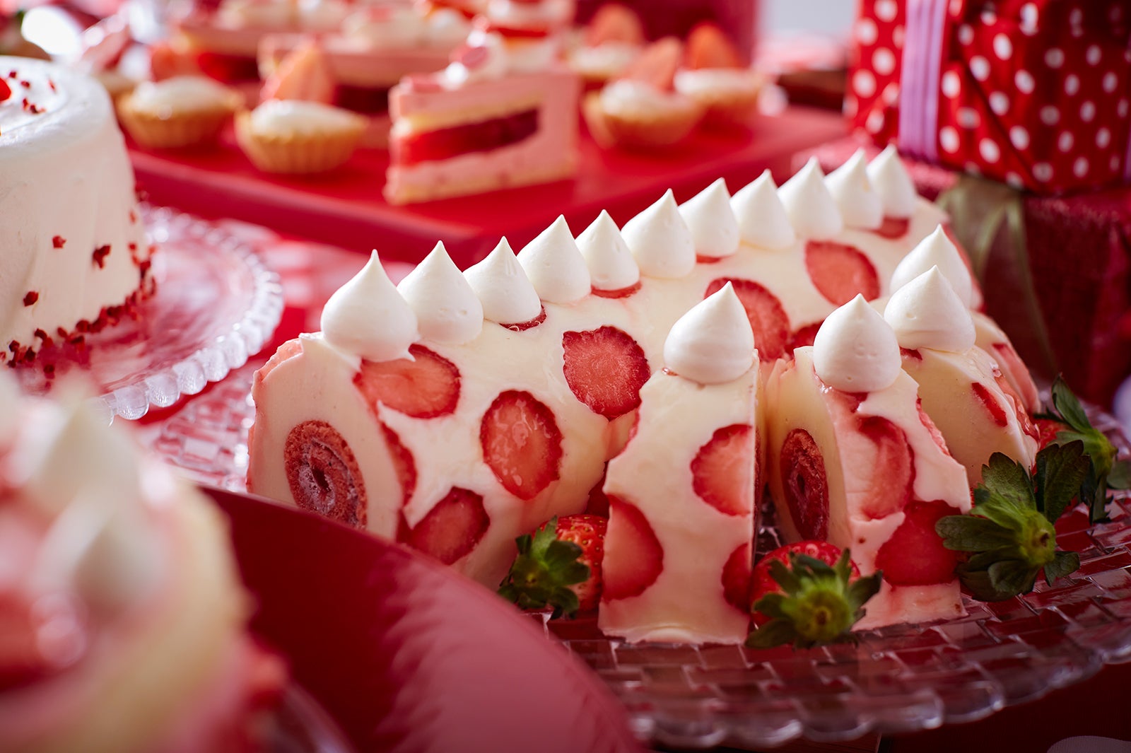 ストロベリーコレクション with シルバニアファミリー／画像提供：京王プラザホテル