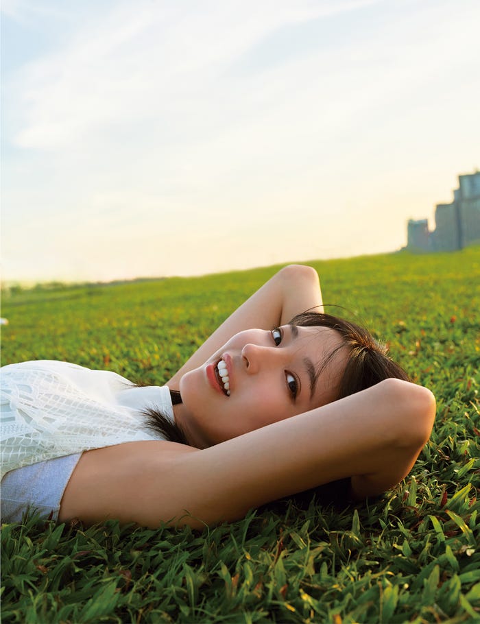 早川聖来「また、いつか」セブンネット限定 裏表紙(撮影/熊木優)