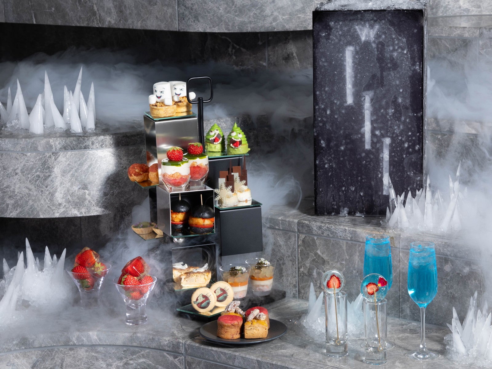 W大阪で映画「ゴーストバスターズ」最新作とのコラボアフタヌーンティー、マシュマロマンやスライマーがスイーツに