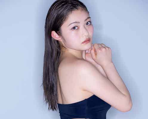 井上咲楽、鍛え抜かれた美ヒップが眩しい 大人な表情で魅了