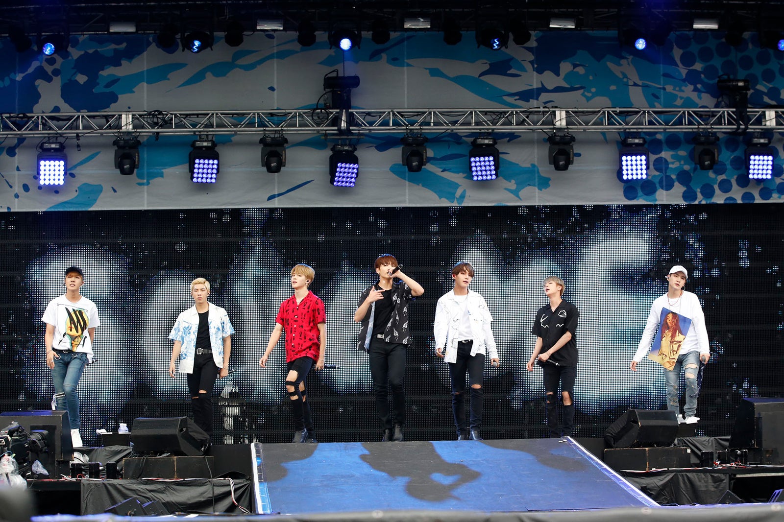 防弾少年団「憧れていたステージ」 初「a-nation」で存在感、熱い全6曲＜セットリスト＞