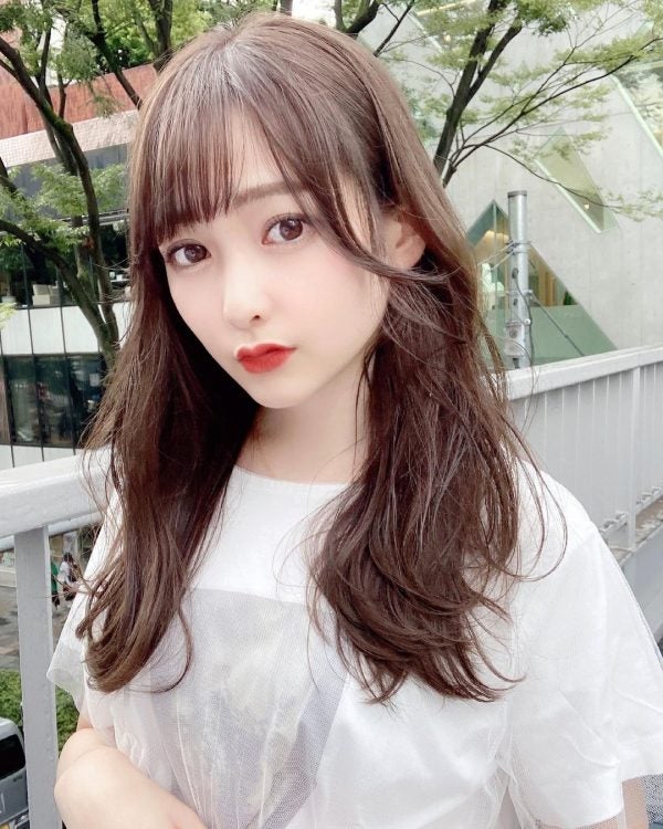 前髪ぱっつん シースルーで抜け感を演出 韓国風トレンドの作り方をご紹介 モデルプレス 前髪ぱっつん シースルーで抜け感を演出 韓国風トレンドの作り方をご紹介 モデルプレス
