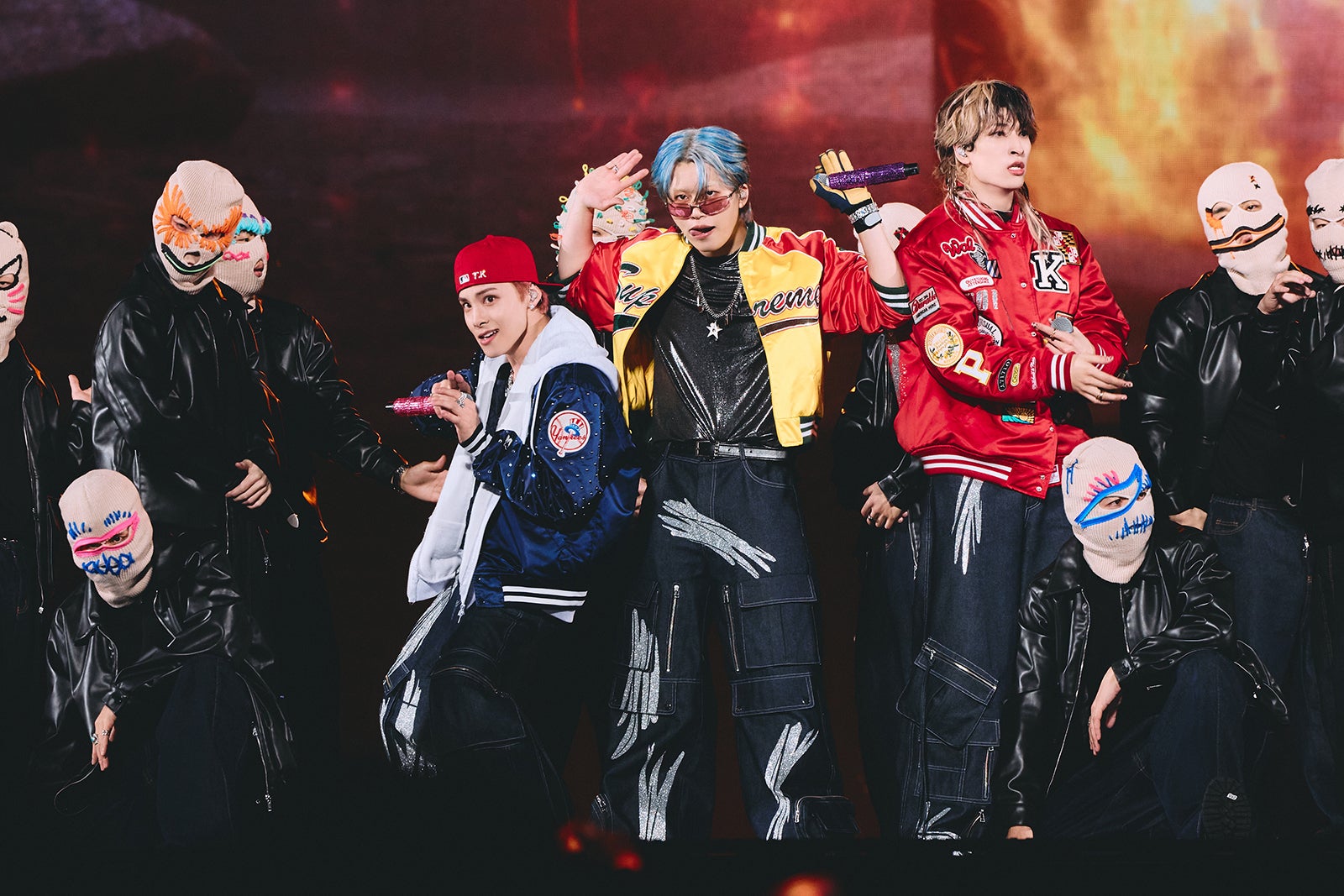 JO1川西拓実、木全翔也、金城碧海（C）LAPONE Entertainment