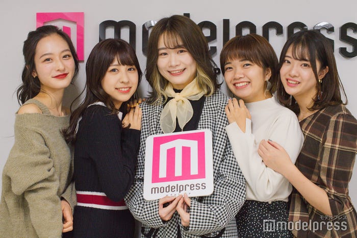 「ミス東大2020」ファイナリスト(左から)神谷明采さん、岡田美里さん、根本朱里さん、田村華子さん、山田杏奈さん(C)モデルプレス