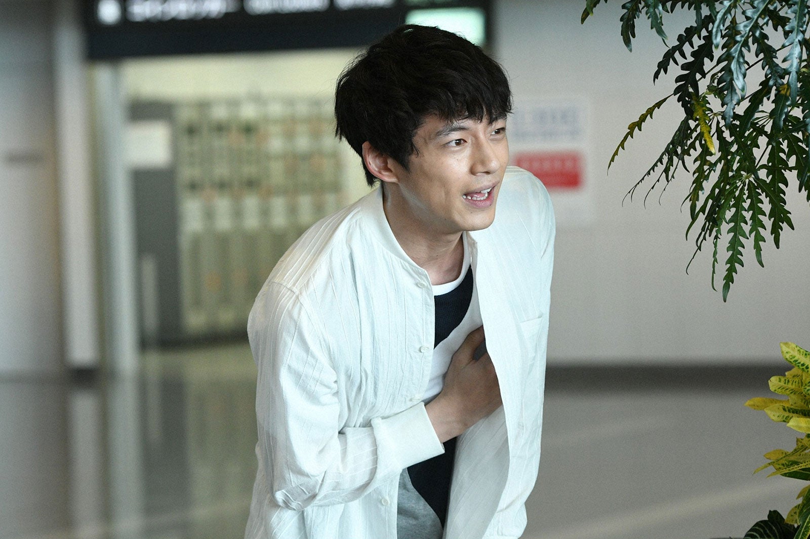 坂口健太郎／「ごめん、愛してる」第8話より（画像提供：TBS）