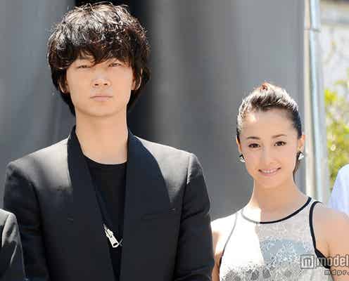 綾野剛、沢尻エリカとのプライベートを明かす「俺も沢尻会の傘下」