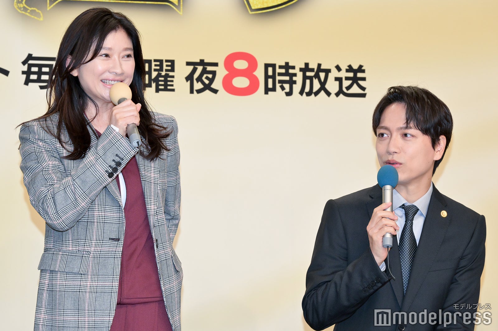 篠原涼子、山崎育三郎（C）モデルプレス