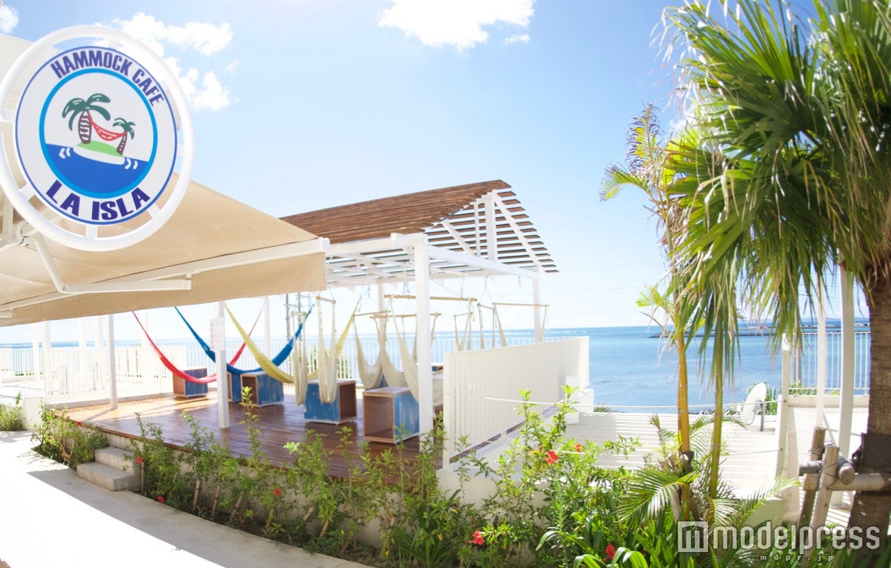 ハンモックカフェ ラ・イスラ外観／画像提供：ベントス