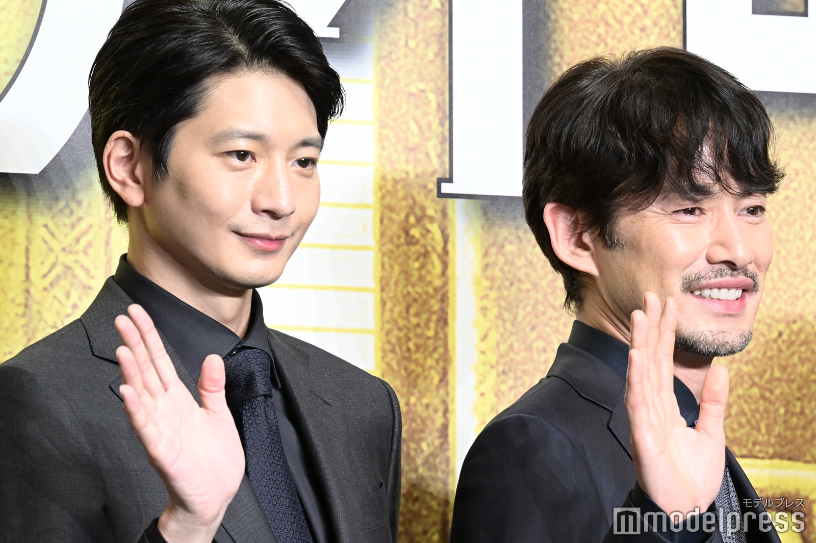 向井理“憧れの先輩”竹野内豊と初共演 ユーモア感じた一面明かす＜イチケイのカラス＞