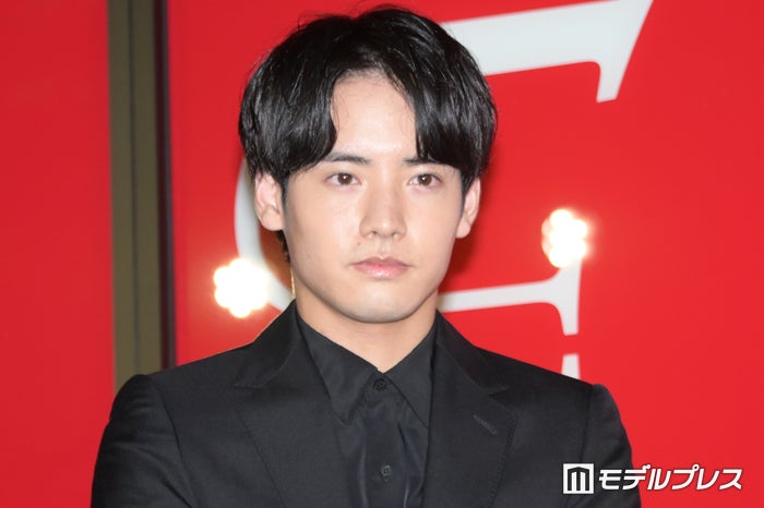赤楚衛二、坂本龍馬役で減量 ビジュアルへのこだわり明かす「ひげ生やしたり…」