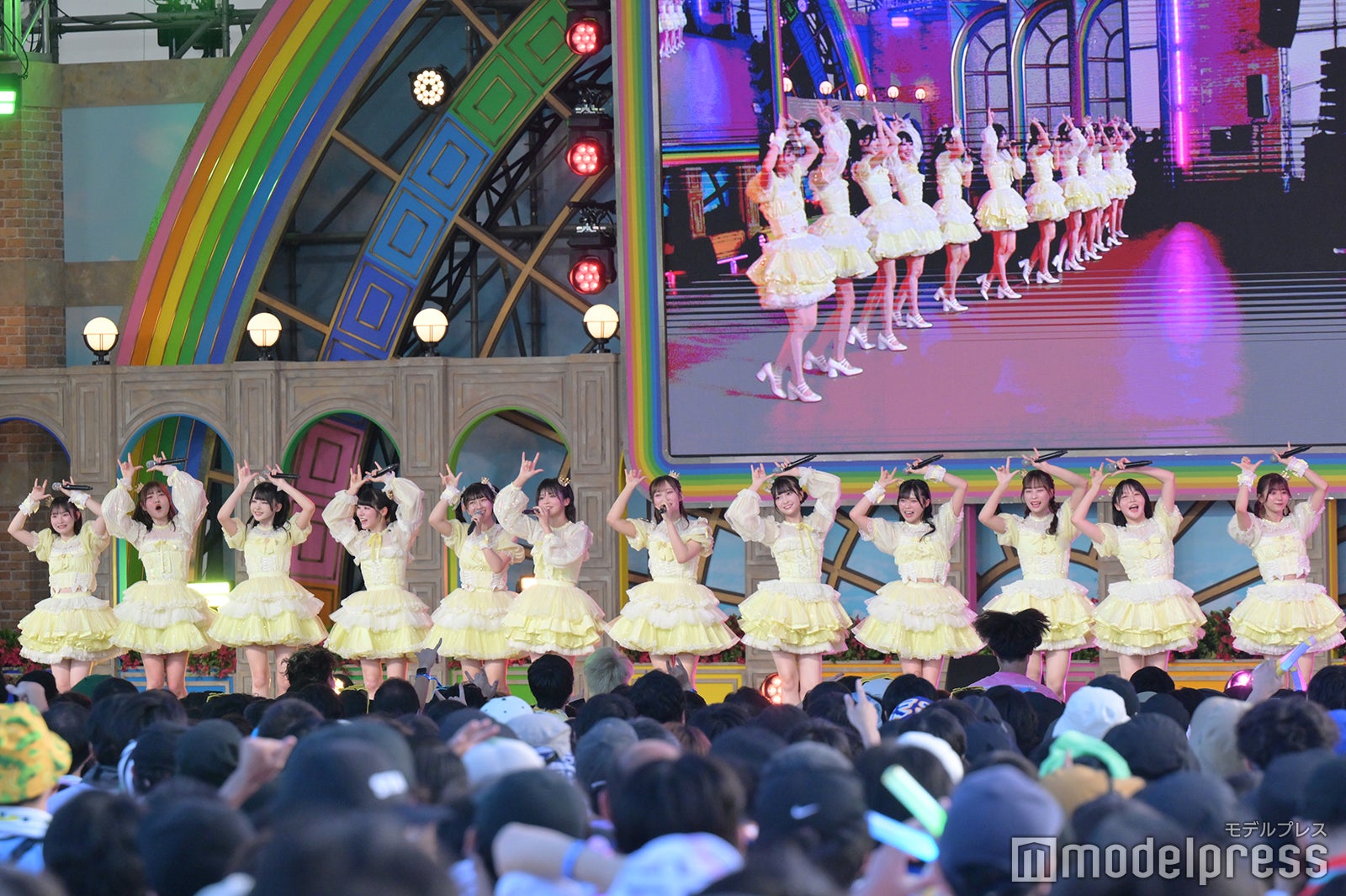 ≒JOY（C）モデルプレス