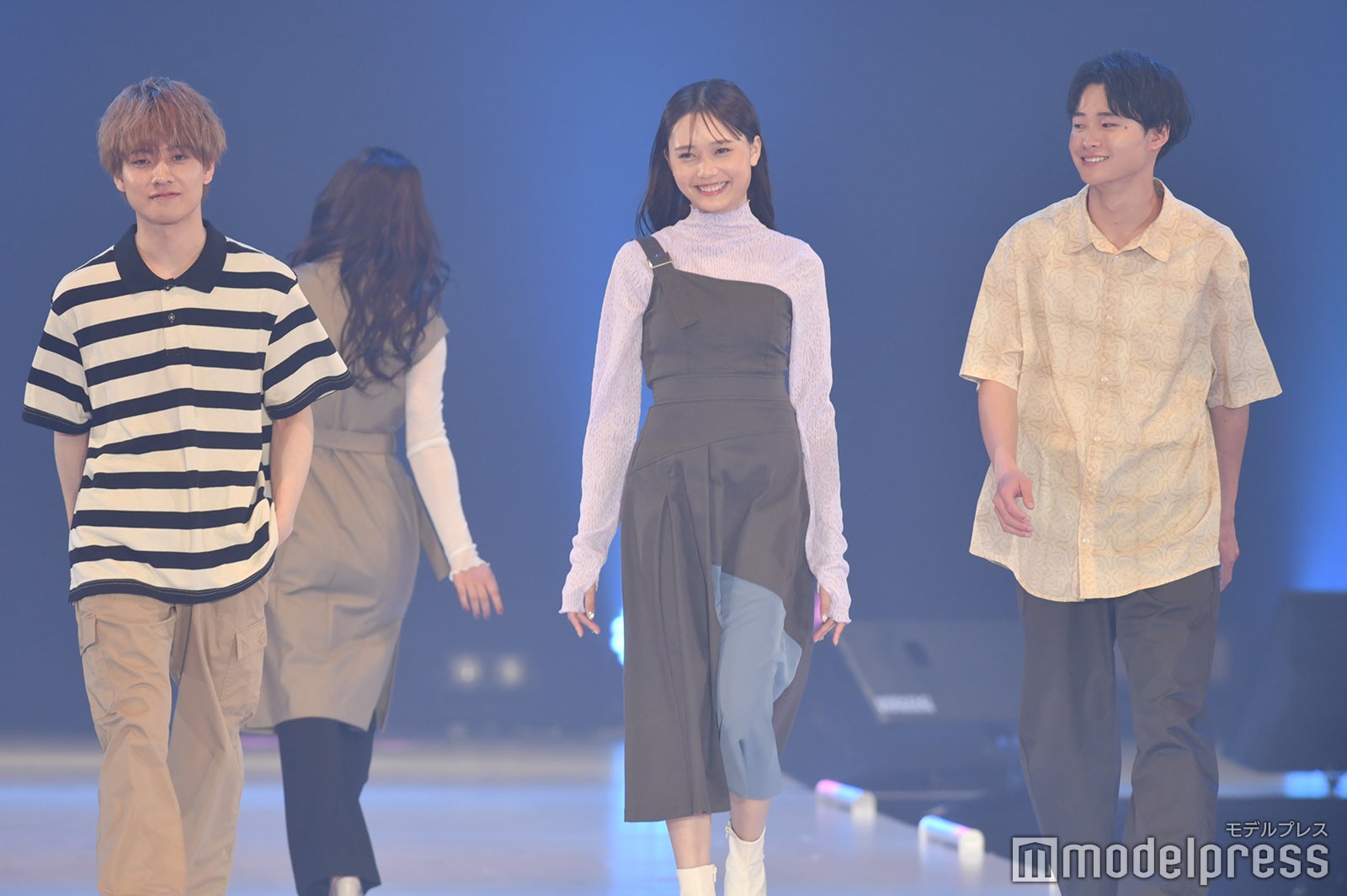 あすか、れいか、中村瑞輝（C）モデルプレス