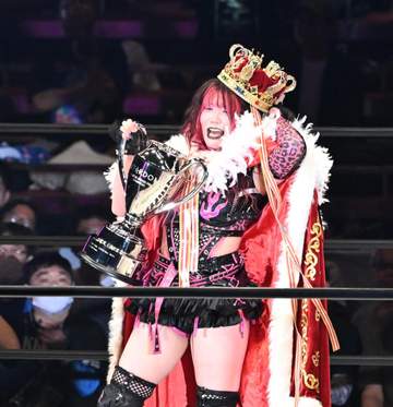 【スターダム】19歳吏南が「5★STAR」最年少優勝「上谷沙弥だけじゃない」11歳デビューから8年目で悲願成就、元ヤクルト真中満氏も歓喜
