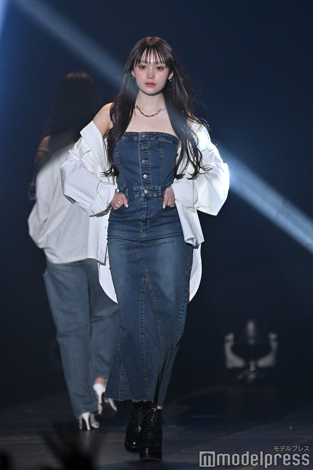 （C）モデルプレス