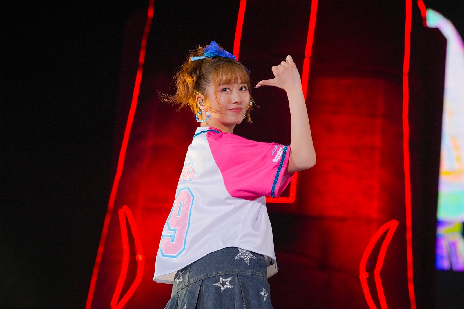 佐々木彩夏「ハマの夜祭り番長襲名記念 ももクロ夏のバカ騒ぎ2025 in 横浜スタジアム」（C）上飯坂一