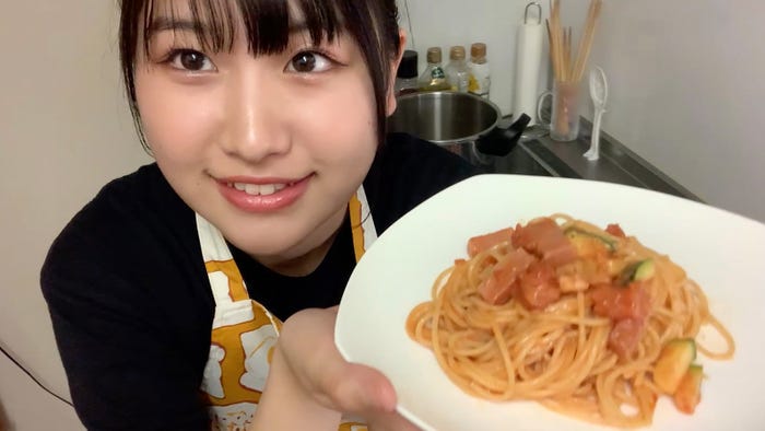 高橋彩香 (C)AKB48